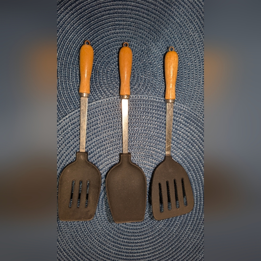 Vtg Utensil Lot Spatula Spoon Slotted Spoon Nylon Wood Stainless 10 Inch